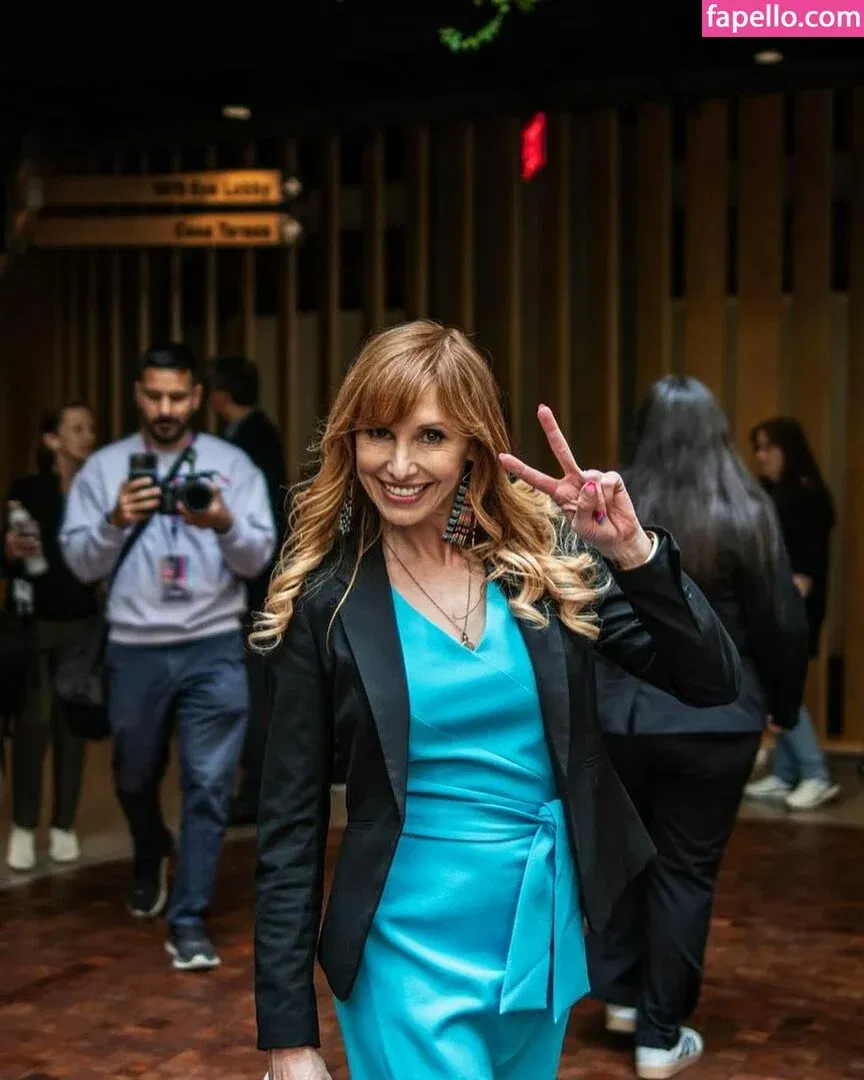 Kari Byron Onlyfans Photo Gallery 