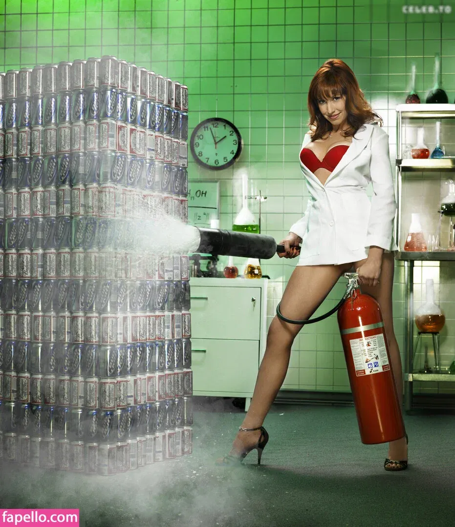 Kari Byron Onlyfans Photo Gallery 