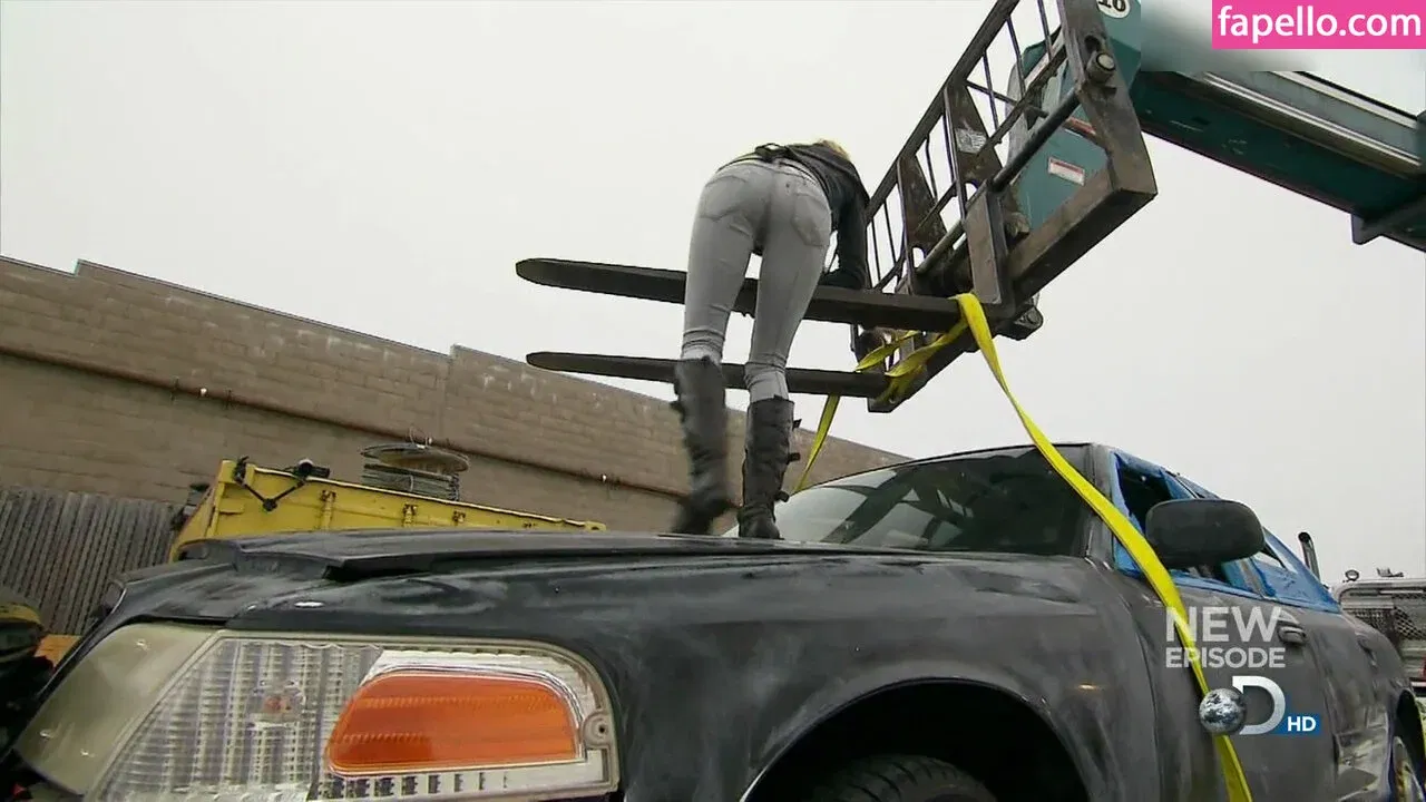 Kari Byron Onlyfans Photo Gallery 