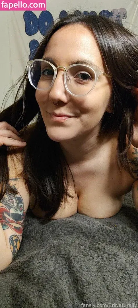 BriNaturally Onlyfans Photo Gallery 