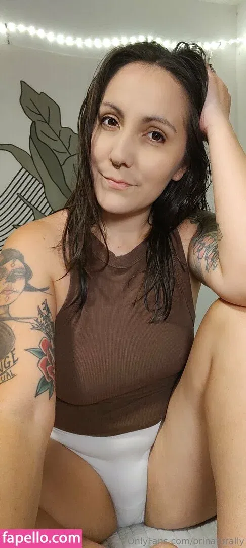 BriNaturally Onlyfans Photo Gallery 