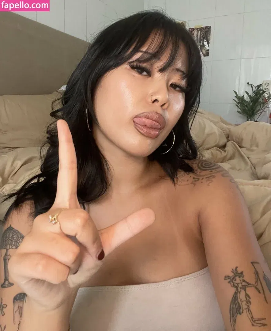 BriNaturally Onlyfans Photo Gallery 