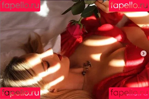 Dream Girlfriend Onlyfans Photo Gallery 