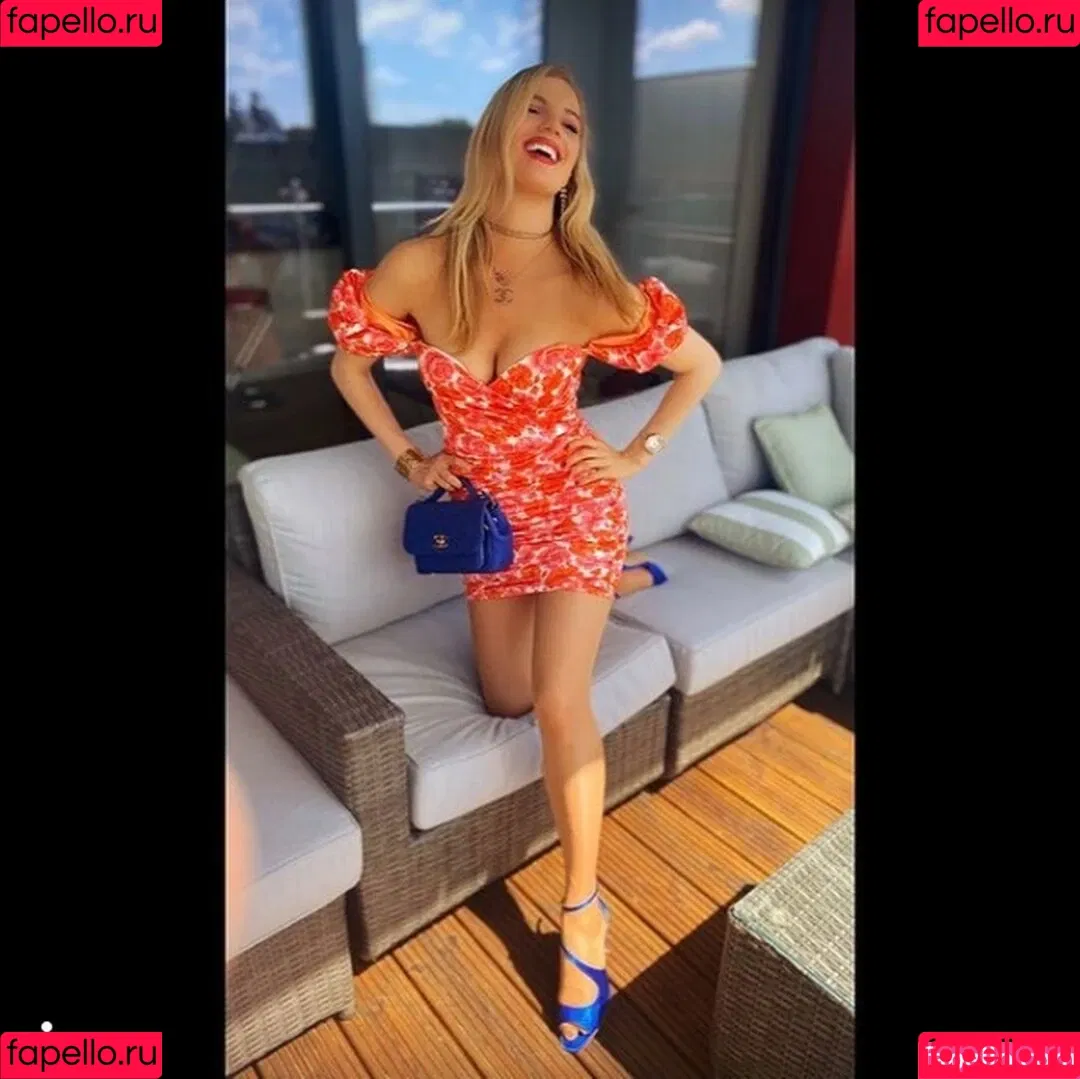 Dream Girlfriend Onlyfans Photo Gallery 
