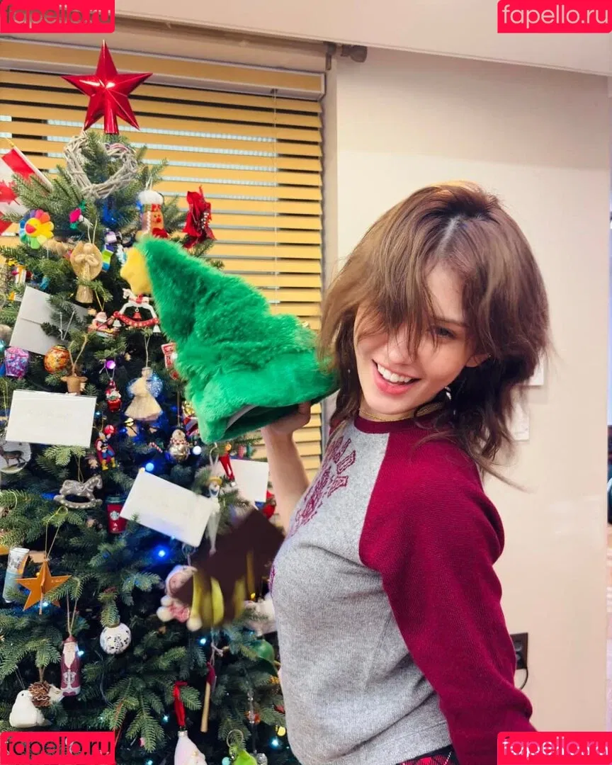 Jeon Somi Onlyfans Photo Gallery 