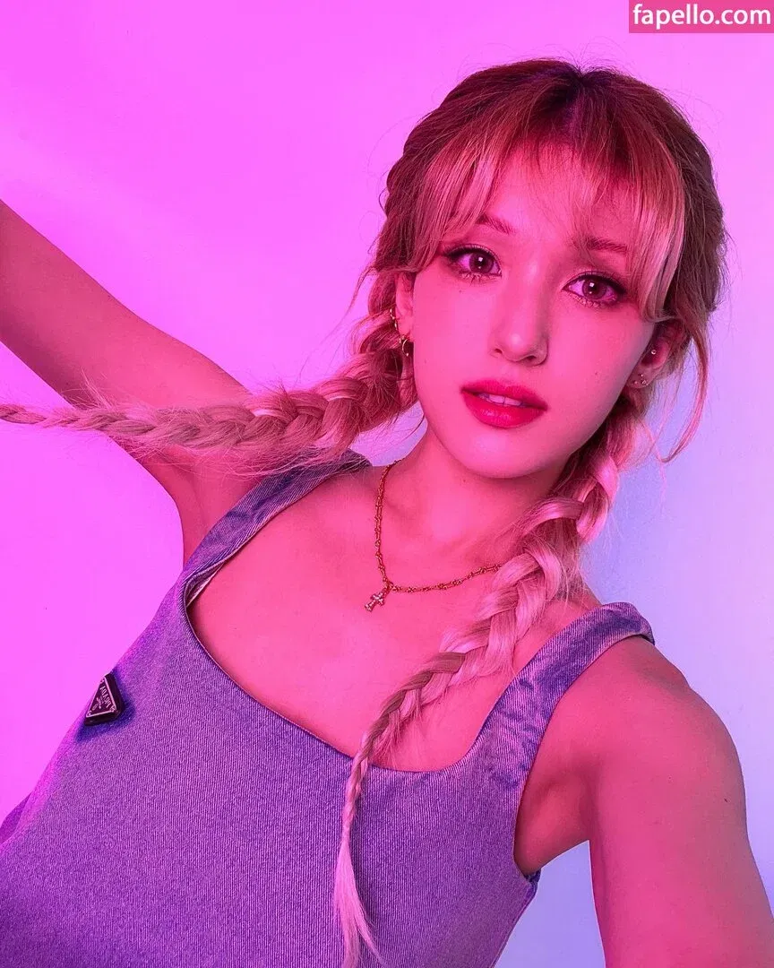 Jeon Somi Onlyfans Photo Gallery 