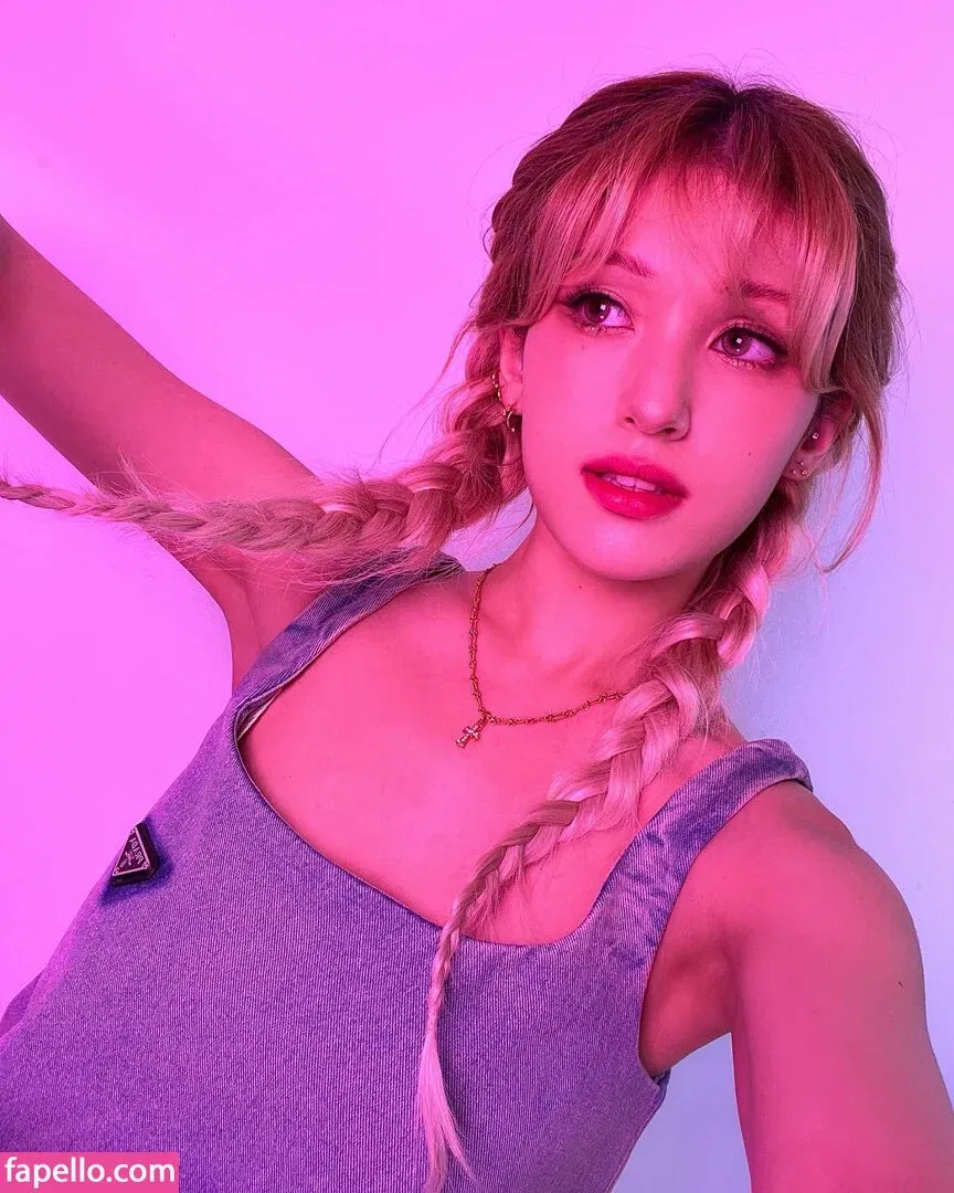 Jeon Somi Onlyfans Photo Gallery 