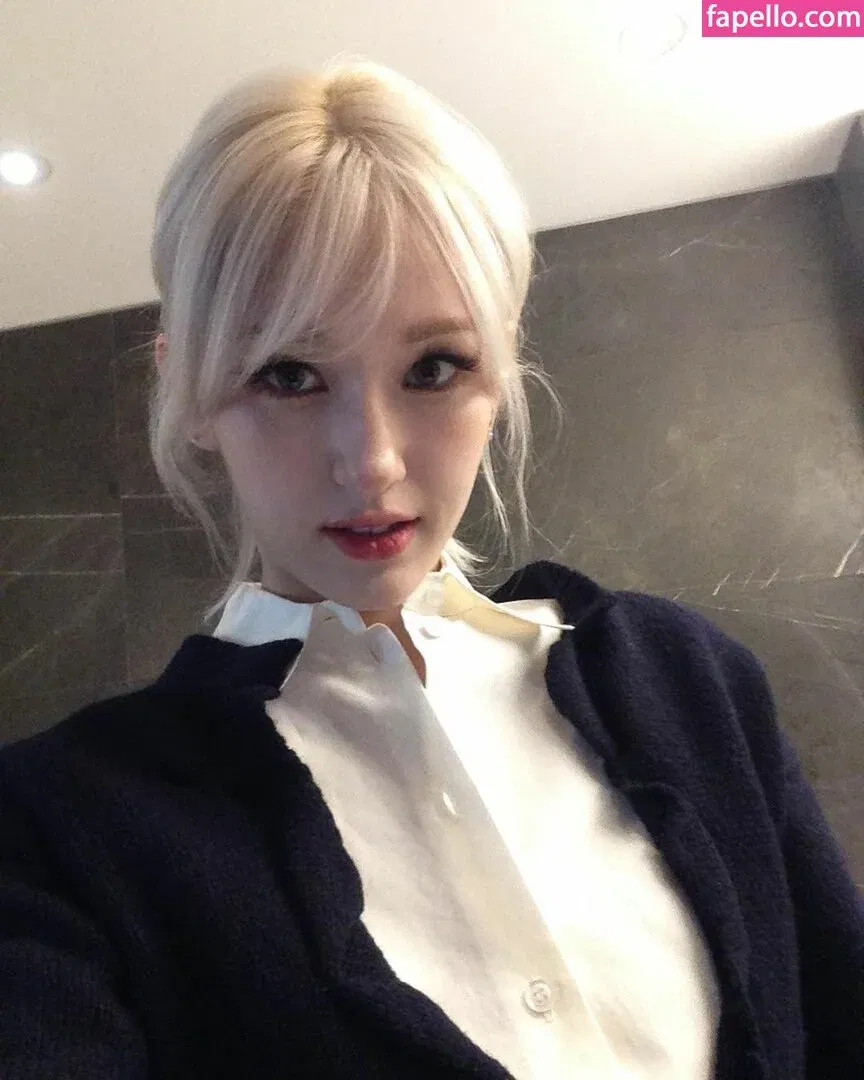 Jeon Somi Onlyfans Photo Gallery 