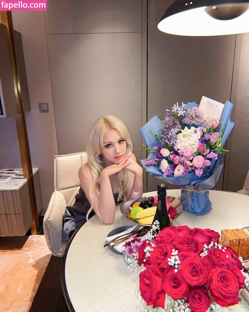 Jeon Somi Onlyfans Photo Gallery 