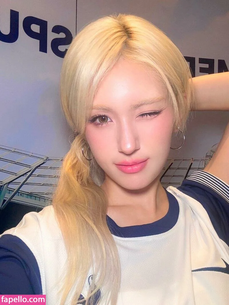 Jeon Somi Onlyfans Photo Gallery 