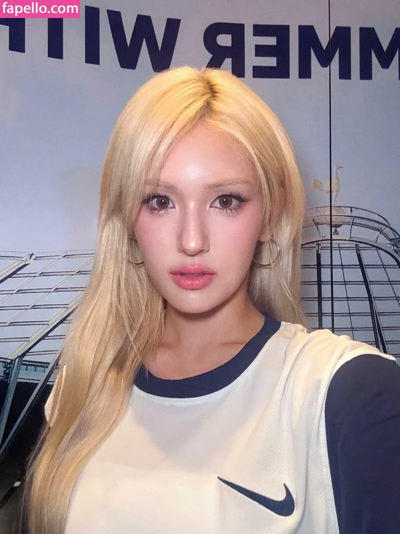 Jeon Somi Onlyfans Photo Gallery 