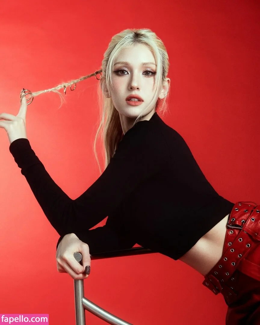 Jeon Somi Onlyfans Photo Gallery 