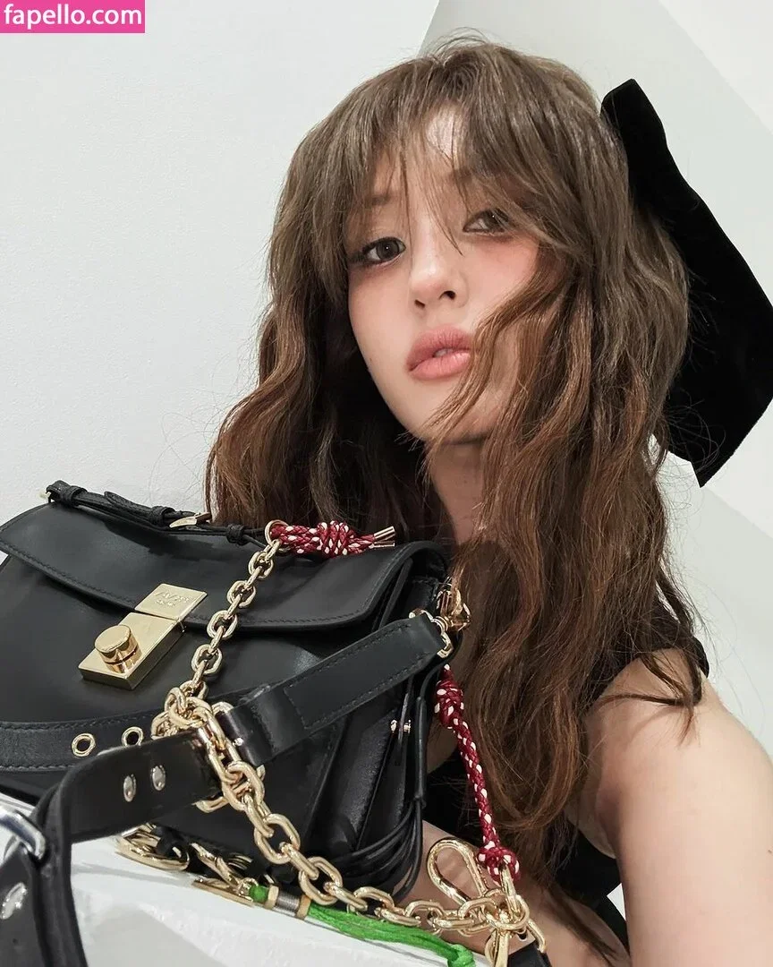 Jeon Somi Onlyfans Photo Gallery 