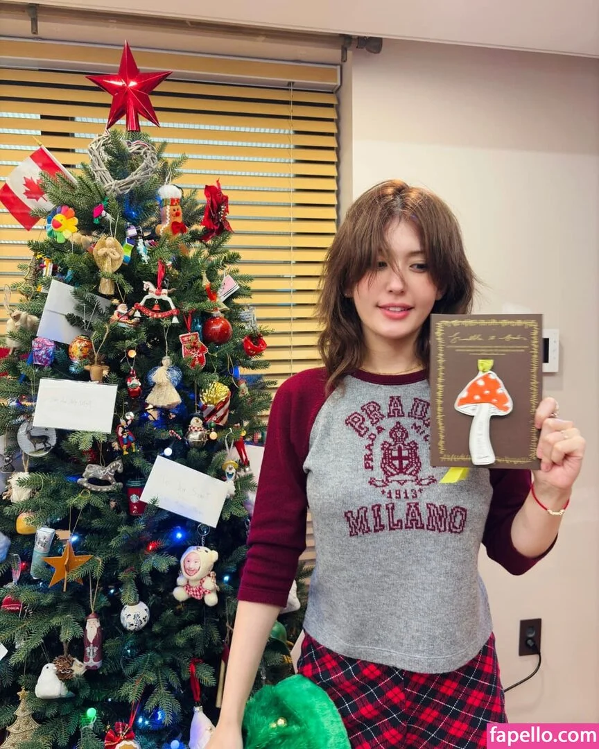 Jeon Somi Onlyfans Photo Gallery 