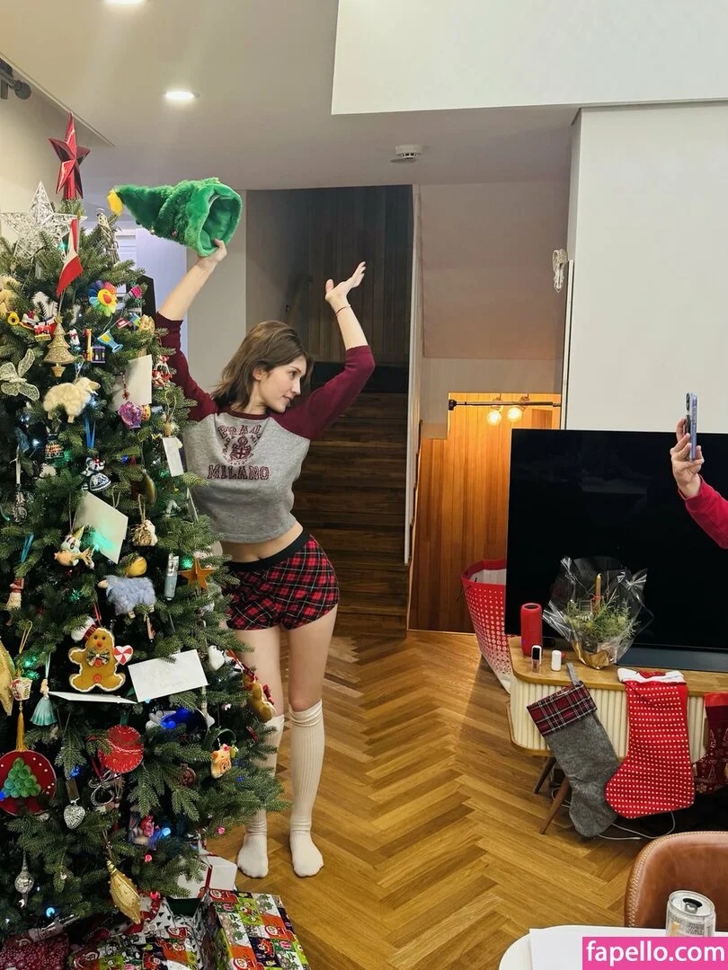 Jeon Somi Onlyfans Photo Gallery 