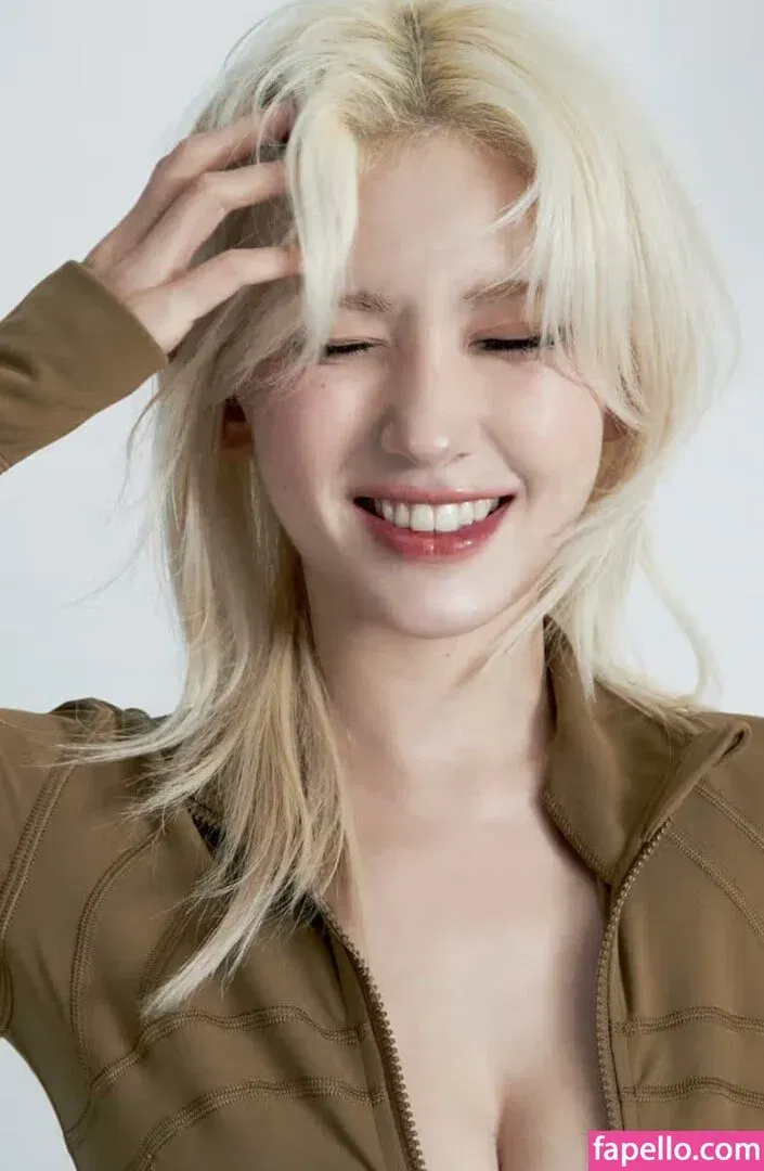 Jeon Somi Onlyfans Photo Gallery 