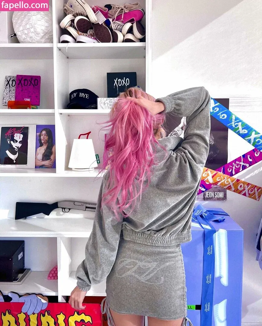 Jeon Somi Onlyfans Photo Gallery 