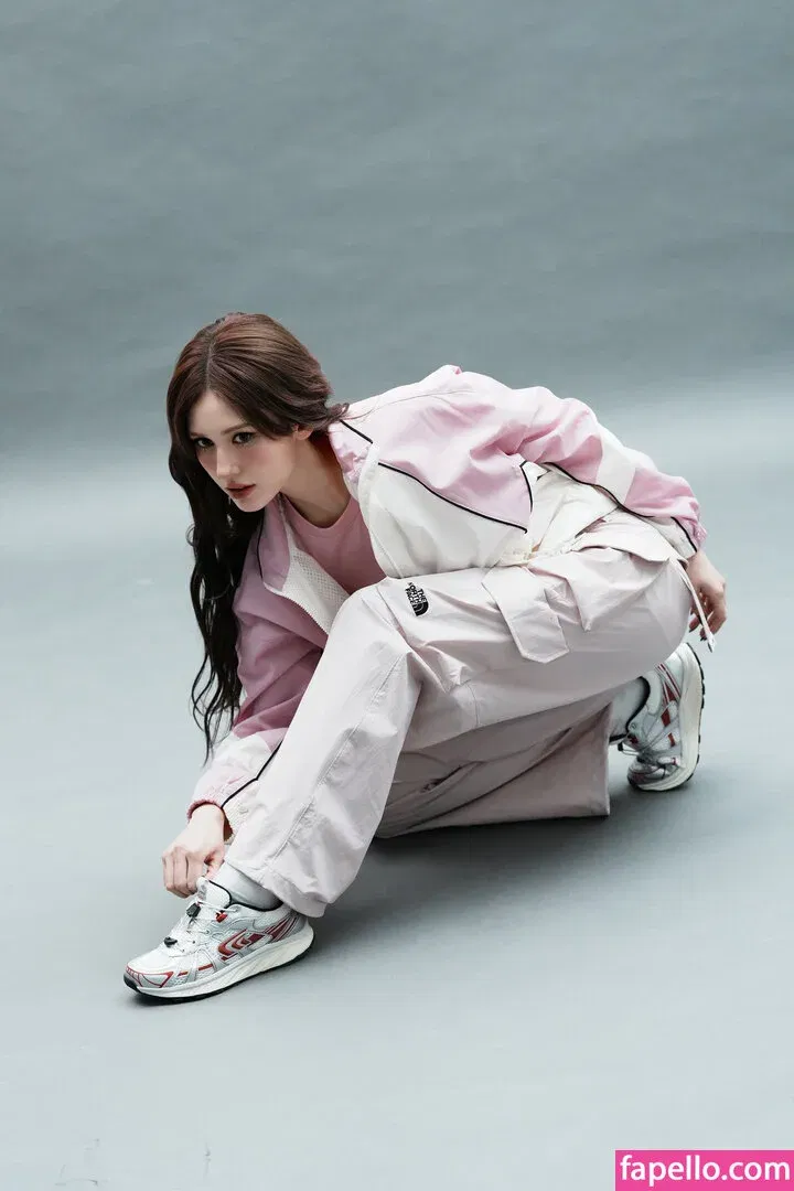 Jeon Somi Onlyfans Photo Gallery 