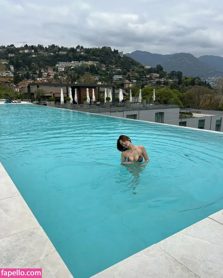 Jeon Somi Onlyfans Photo Gallery 