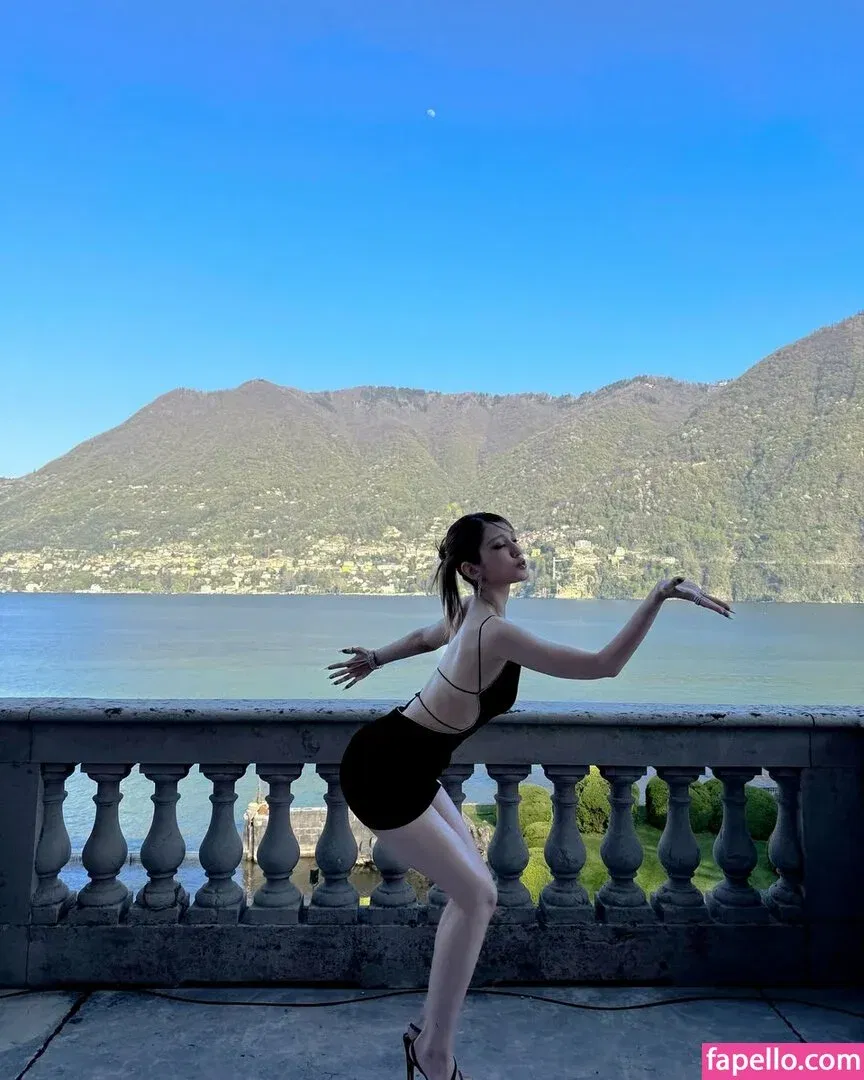 Jeon Somi Onlyfans Photo Gallery 