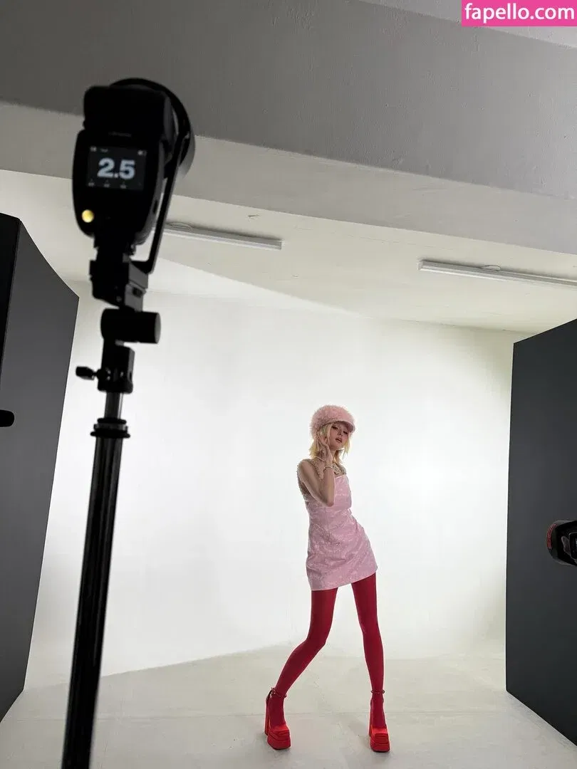 Jeon Somi Onlyfans Photo Gallery 