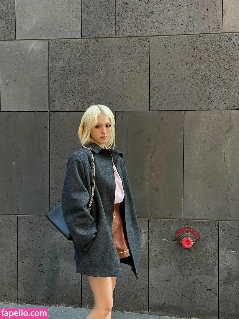 Jeon Somi Onlyfans Photo Gallery 