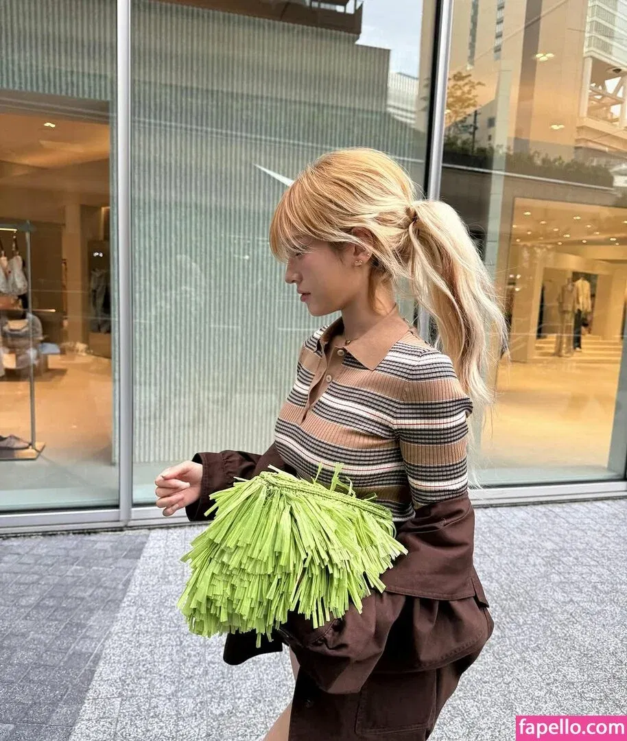 Jeon Somi Onlyfans Photo Gallery 