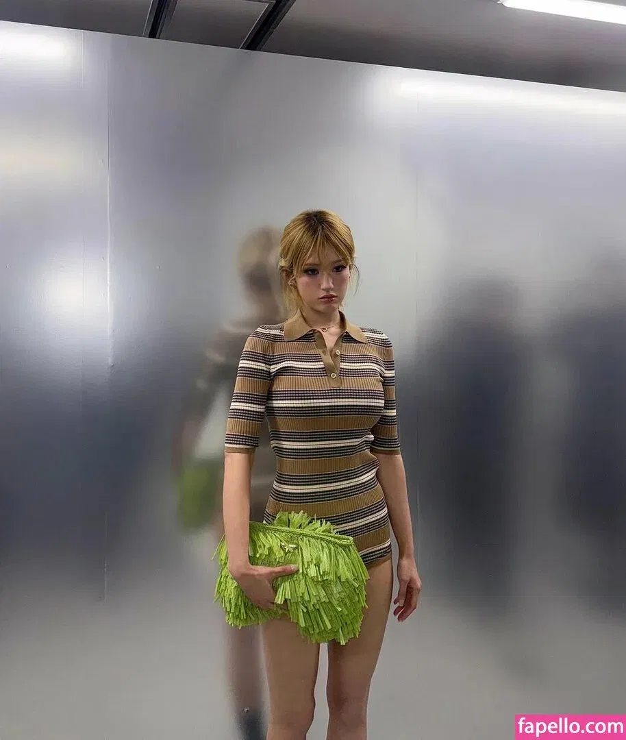 Jeon Somi Onlyfans Photo Gallery 