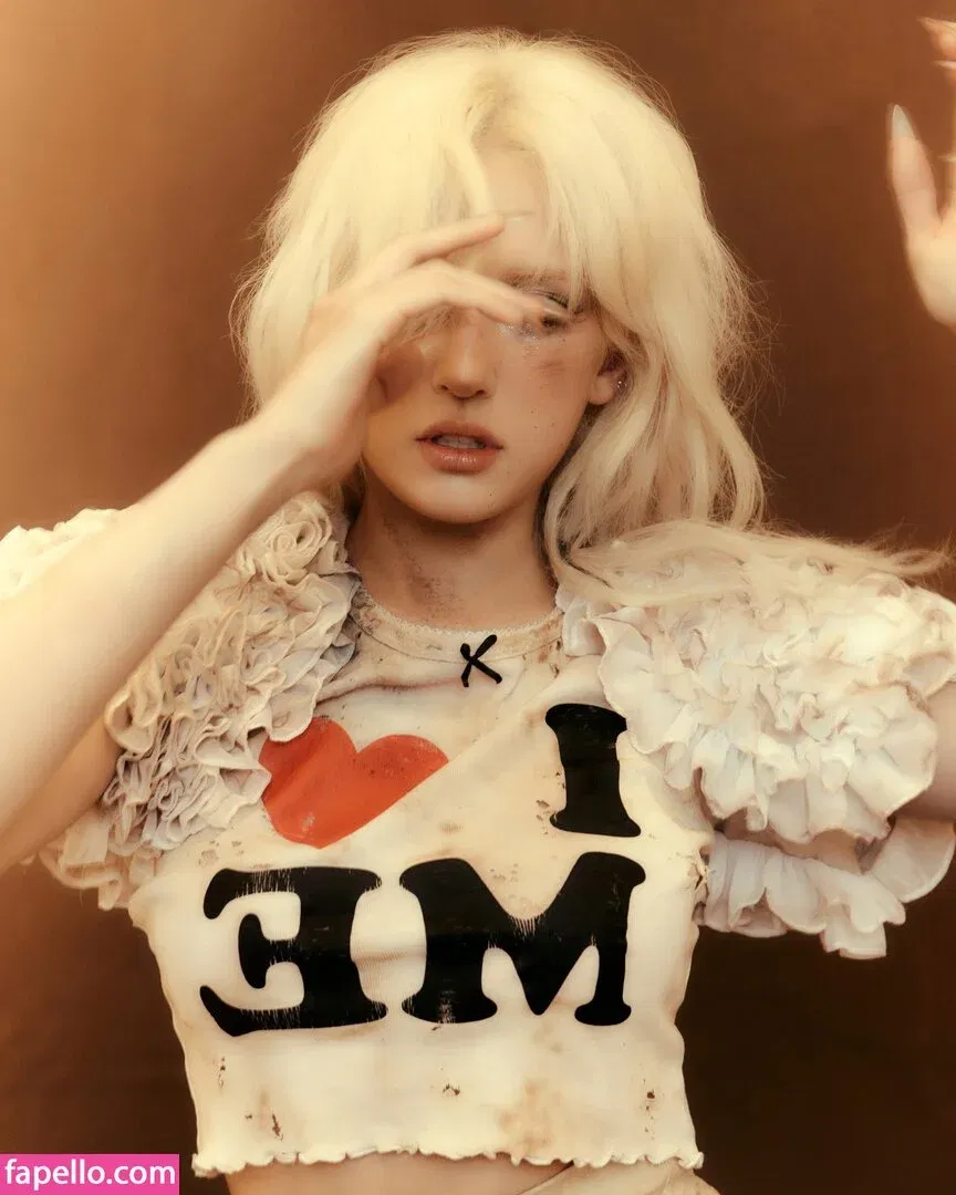 Jeon Somi Onlyfans Photo Gallery 