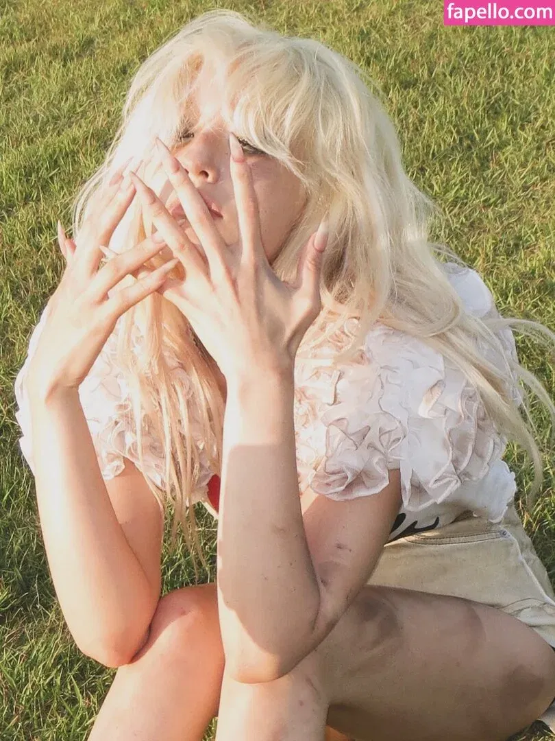 Jeon Somi Onlyfans Photo Gallery 