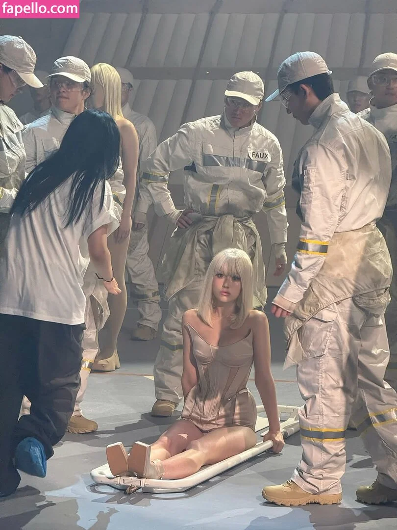 Jeon Somi Onlyfans Photo Gallery 