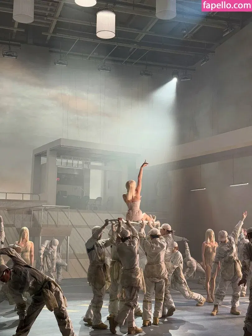 Jeon Somi Onlyfans Photo Gallery 