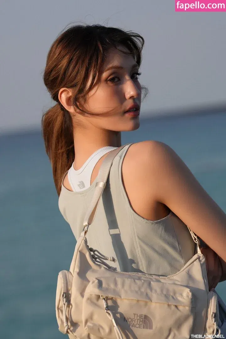 Jeon Somi Onlyfans Photo Gallery 