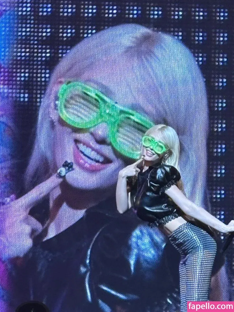 Jeon Somi Onlyfans Photo Gallery 