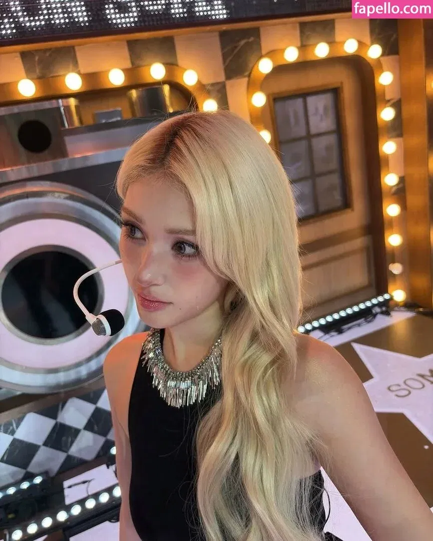 Jeon Somi Onlyfans Photo Gallery 