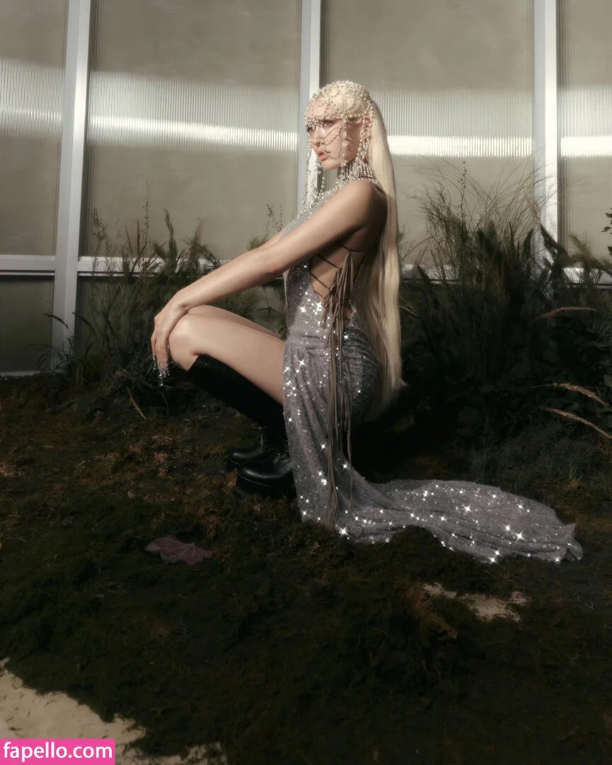 Jeon Somi Onlyfans Photo Gallery 