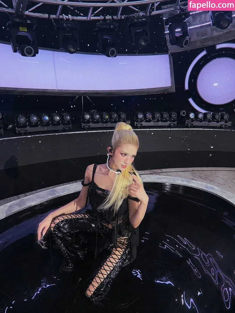 Jeon Somi Onlyfans Photo Gallery 