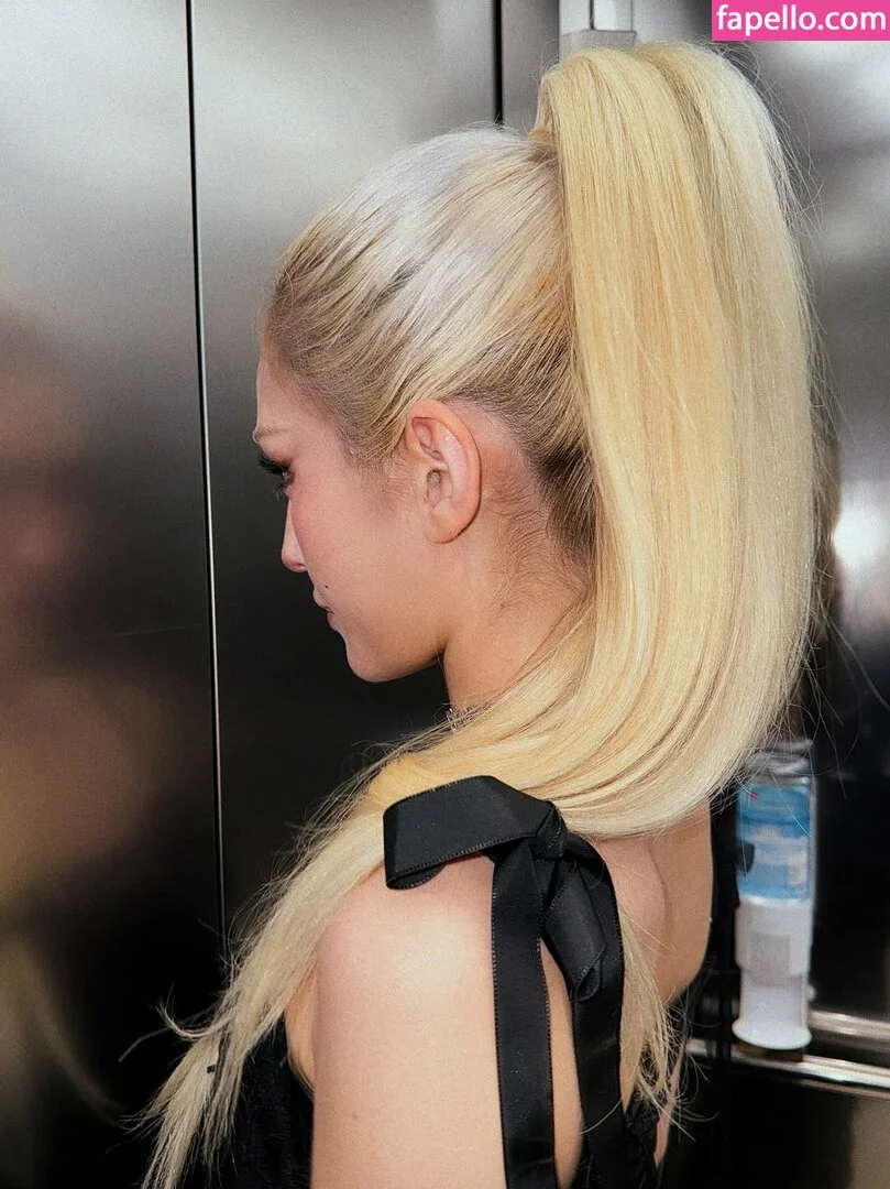 Jeon Somi Onlyfans Photo Gallery 