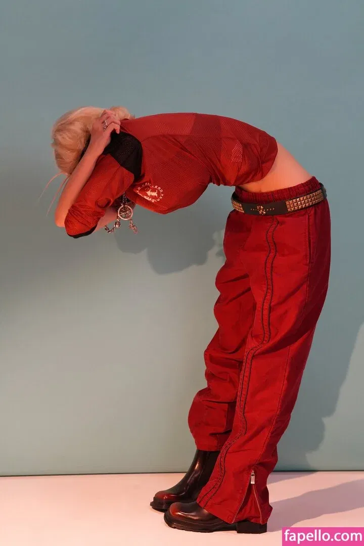 Jeon Somi Onlyfans Photo Gallery 