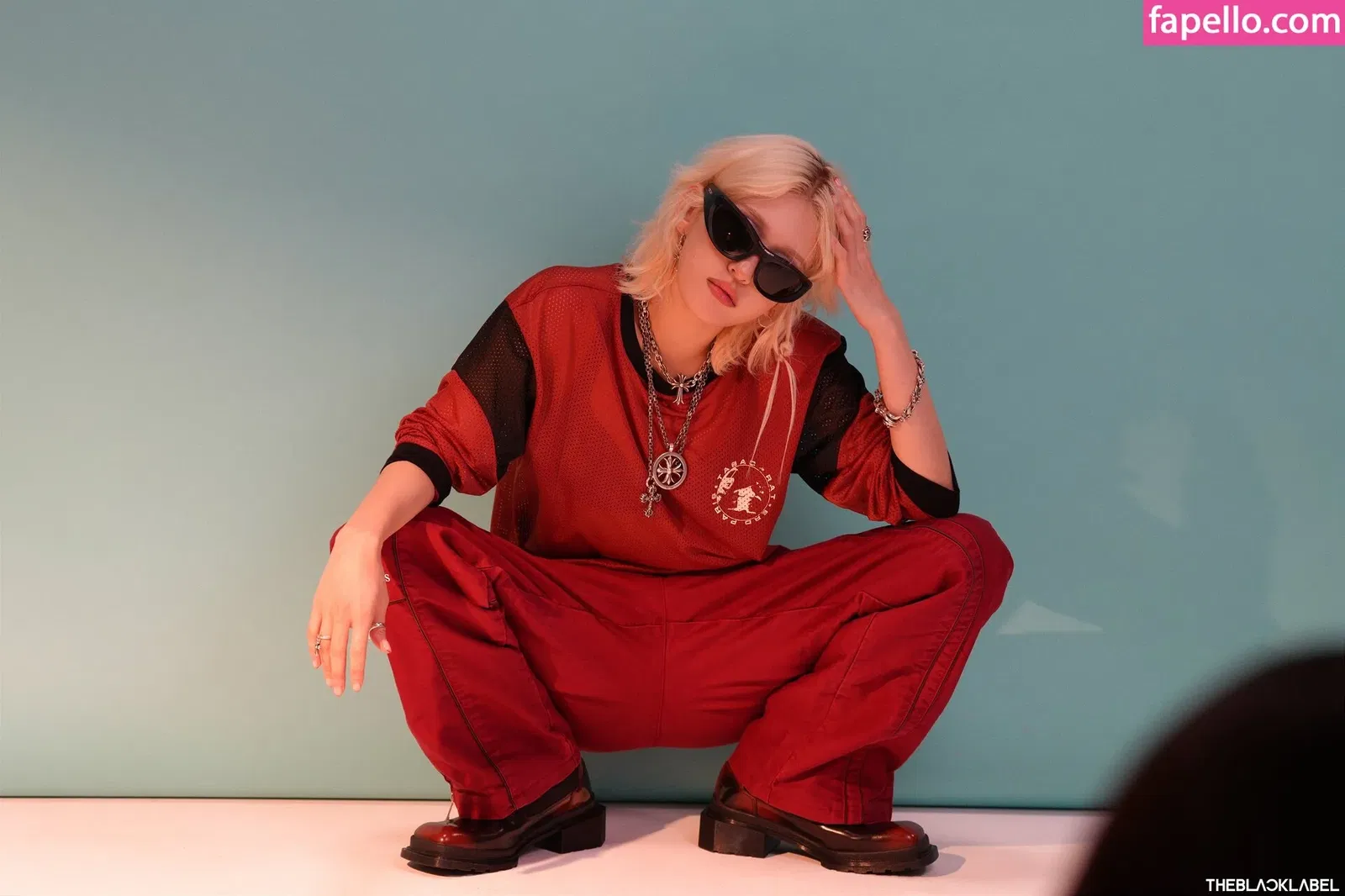 Jeon Somi Onlyfans Photo Gallery 