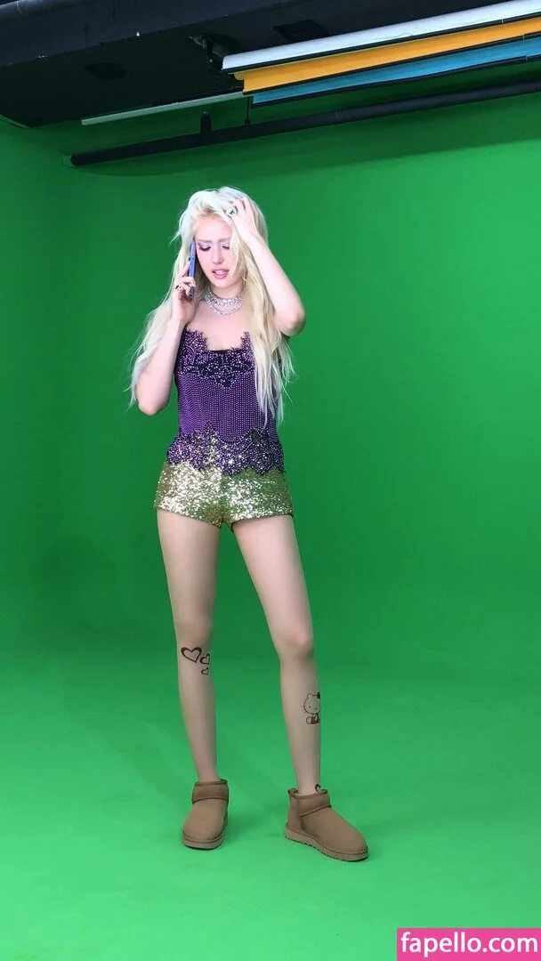 Jeon Somi Onlyfans Photo Gallery 