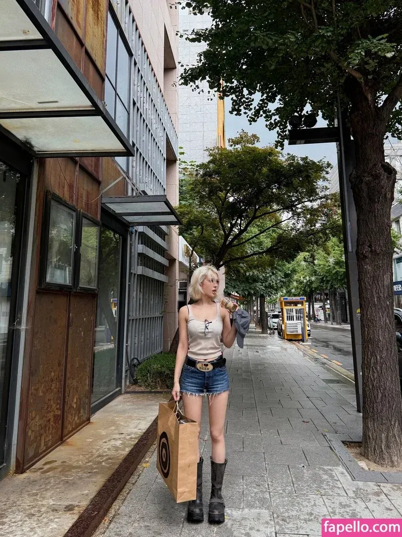 Jeon Somi Onlyfans Photo Gallery 