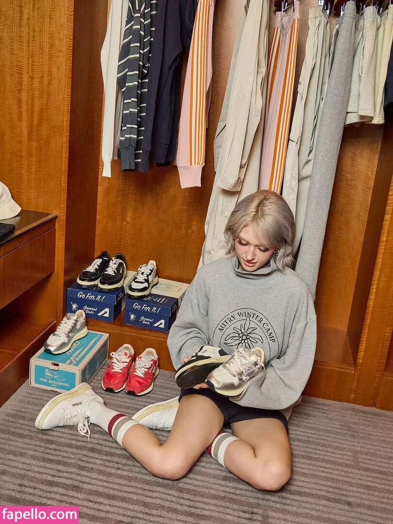 Jeon Somi Onlyfans Photo Gallery 