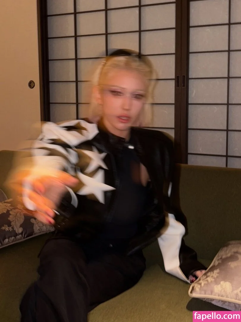 Jeon Somi Onlyfans Photo Gallery 