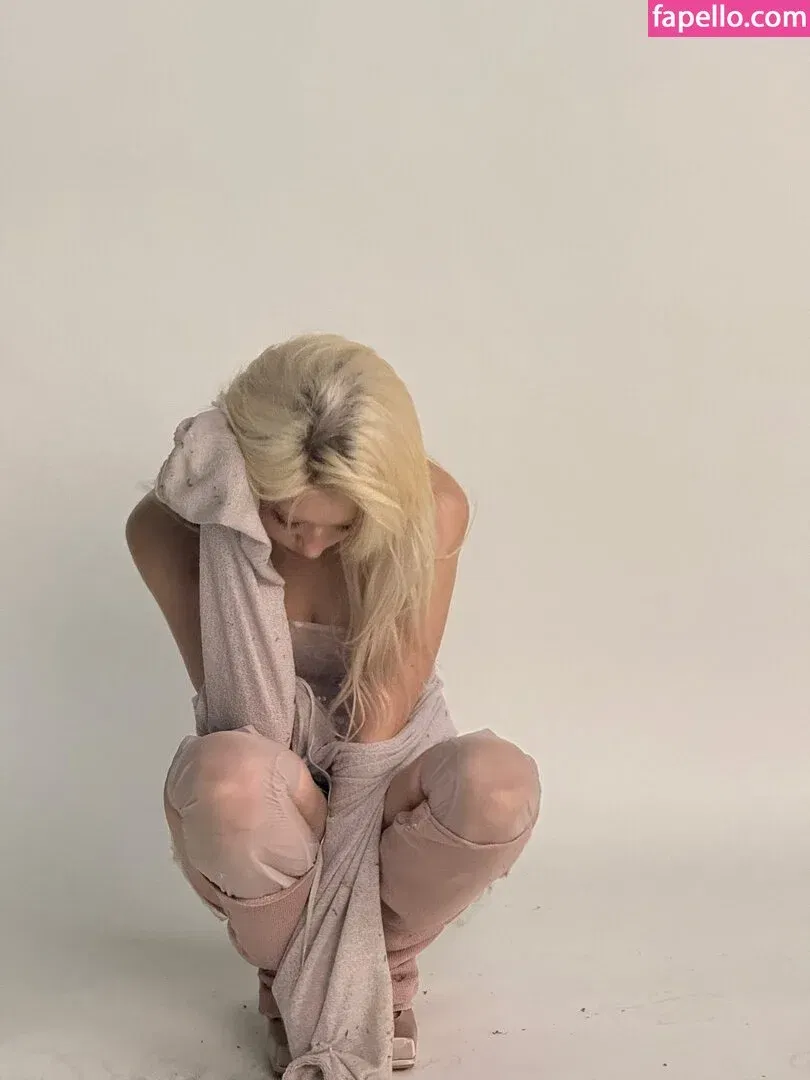 Jeon Somi Onlyfans Photo Gallery 