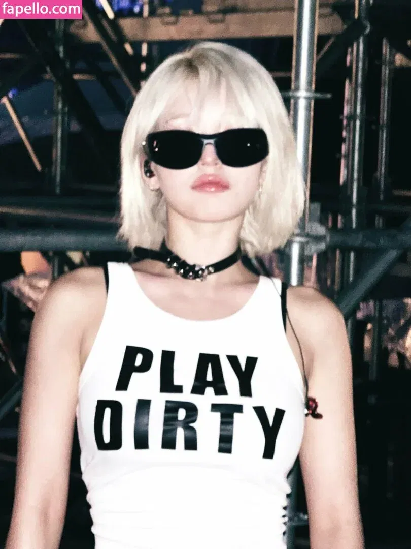 Jeon Somi Onlyfans Photo Gallery 