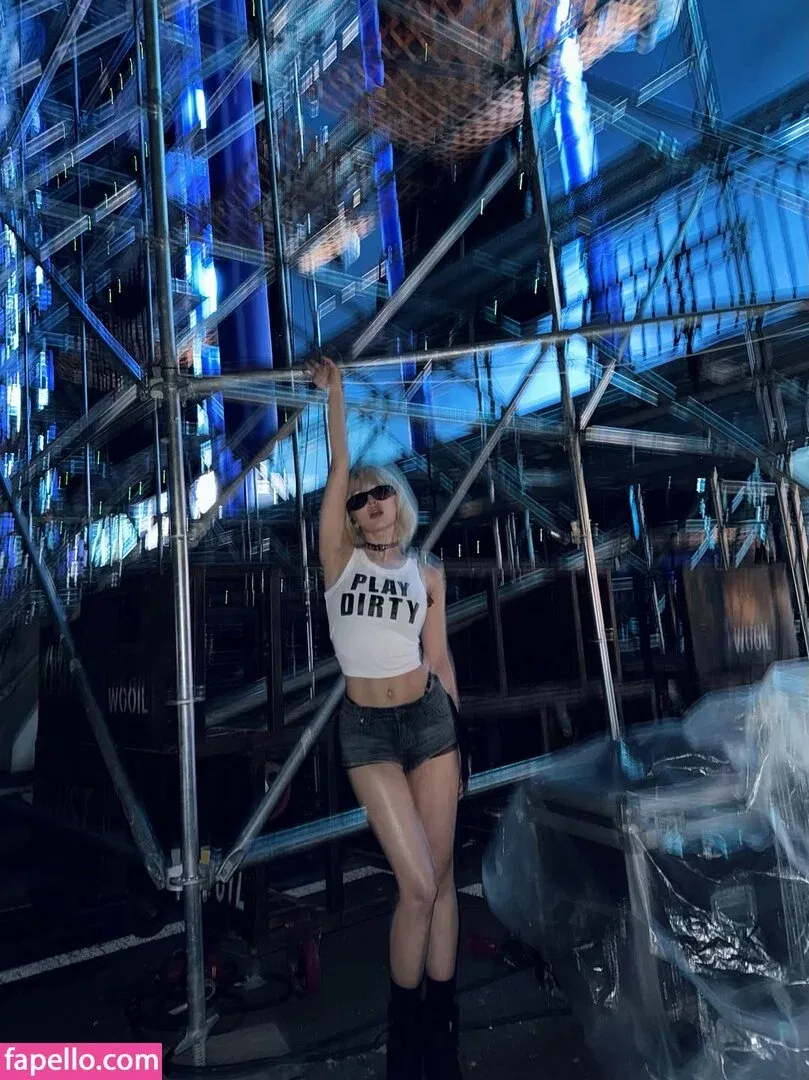 Jeon Somi Onlyfans Photo Gallery 