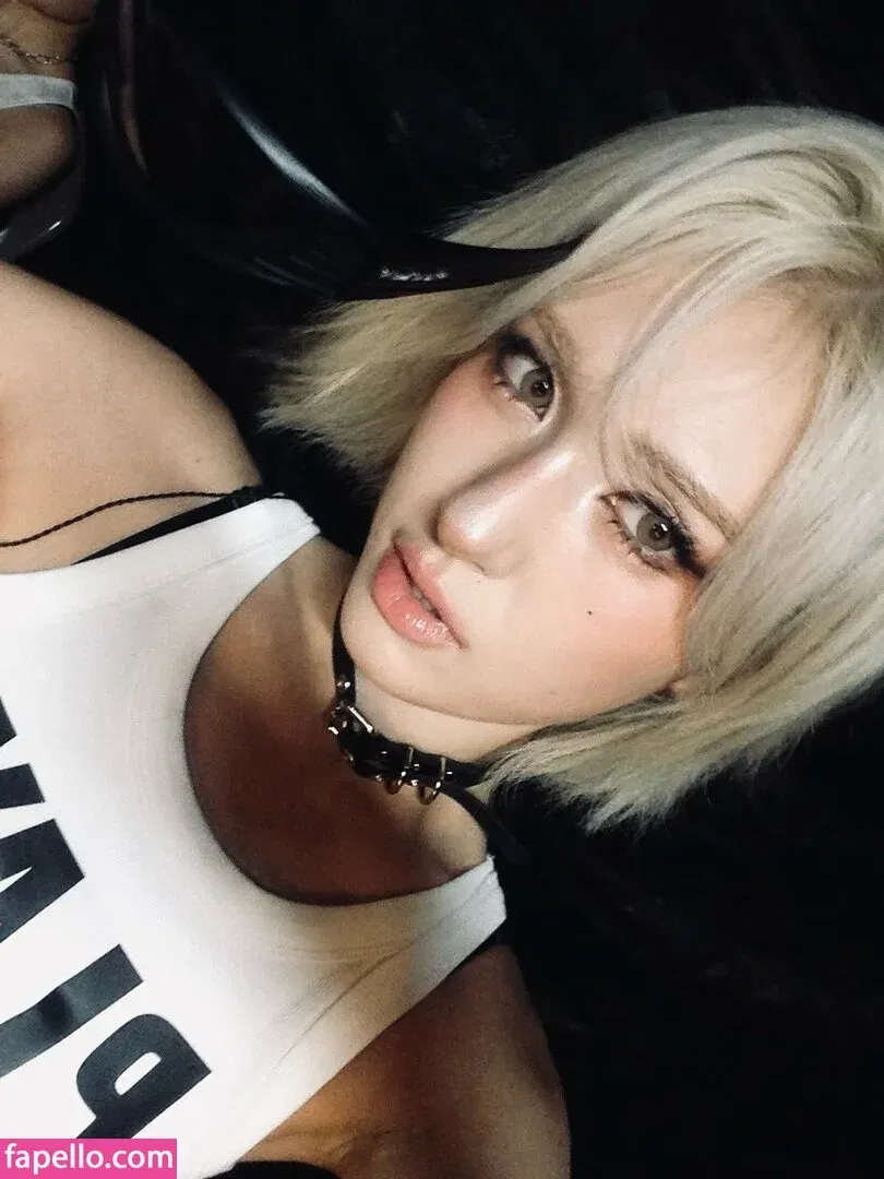 Jeon Somi Onlyfans Photo Gallery 