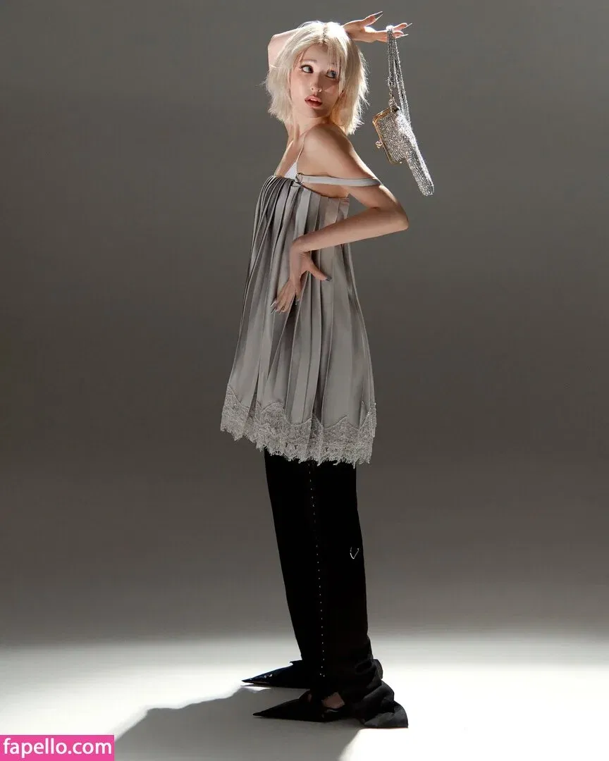 Jeon Somi Onlyfans Photo Gallery 