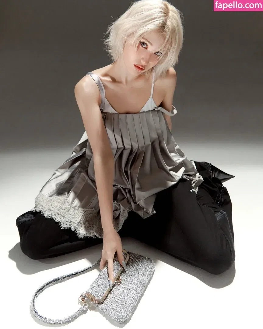 Jeon Somi Onlyfans Photo Gallery 